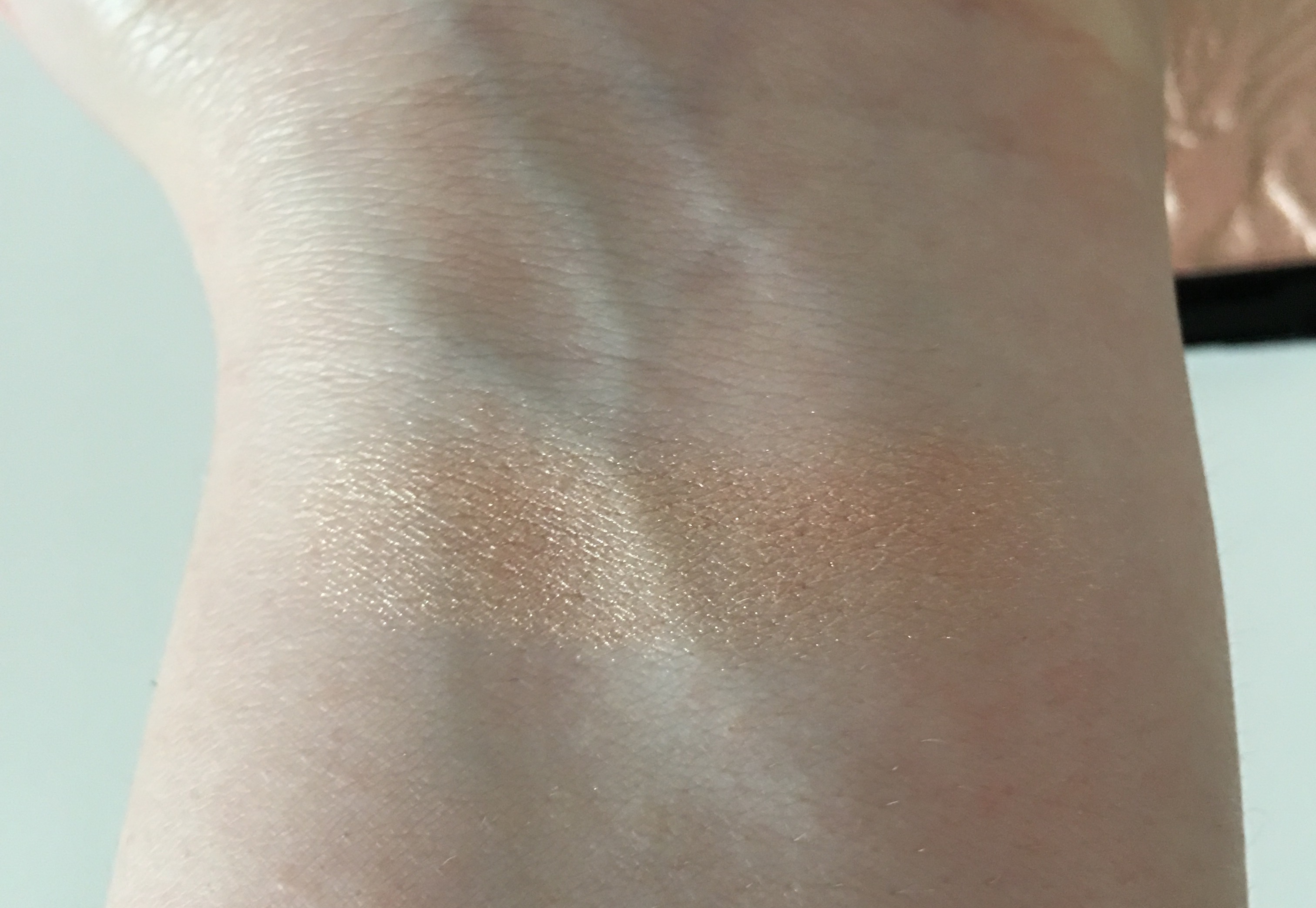 wet-n-wild-precious-petals-powder