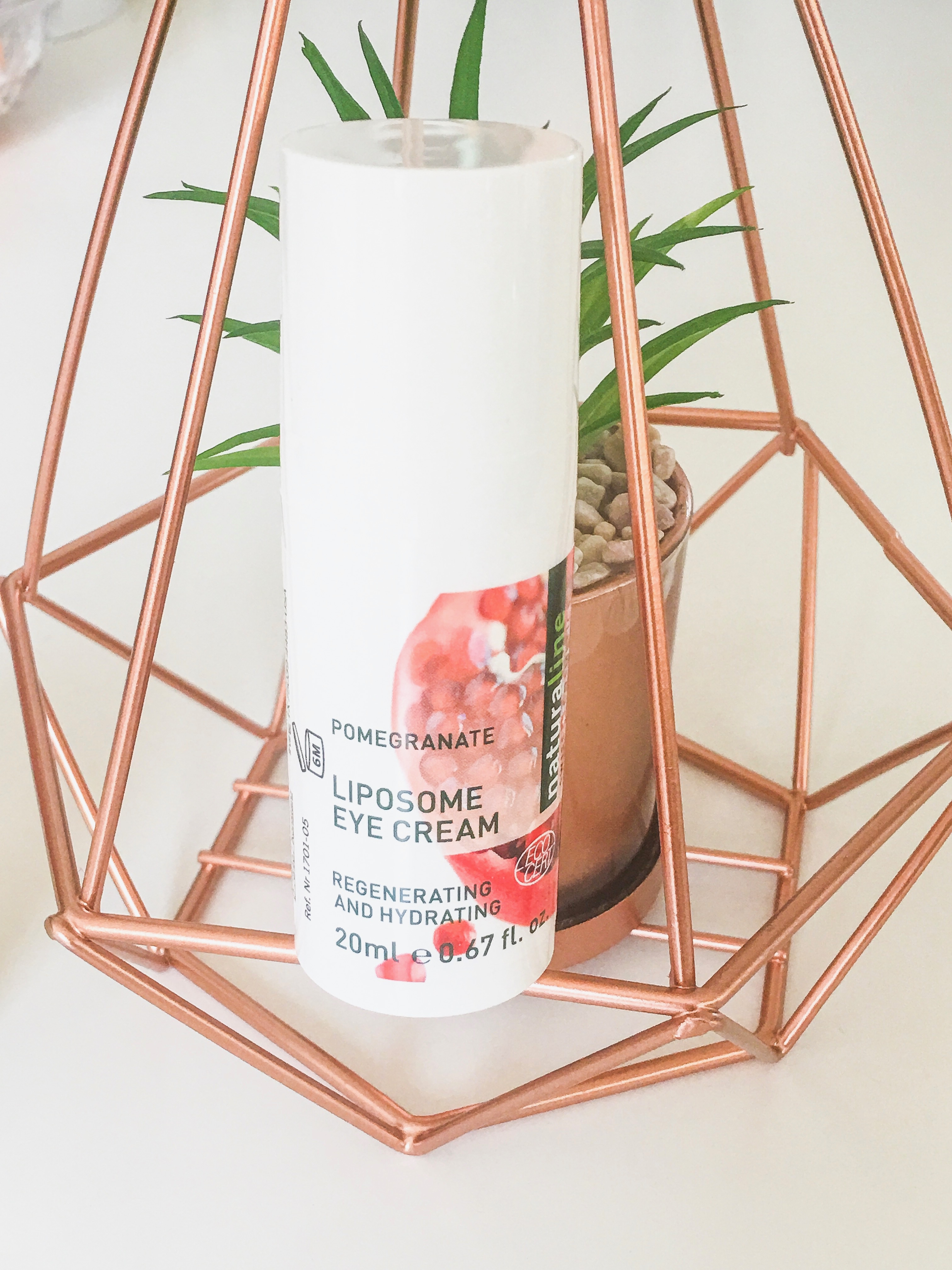 Naturaline Pomegranate Eye Cream